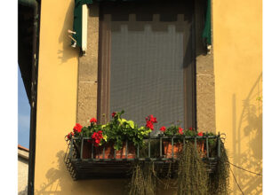 ロートアイアン,花台,アイアン,面格子,フラワーボックス,プランターボックス,窓格子,輸入住宅,建材,フォージマン