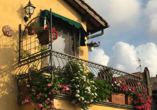 ロートアイアン,フェンス,アイアン,バルコニーフェンス,おしゃれ,輸入住宅,フォージマン,ベランダ,輸入建材