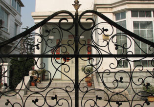 門扉,ロートアイアン,両開き,アイアン,おしゃれ,門扉,扉,アンティーク,大きい,鉄,アルミ,ロートアルミ