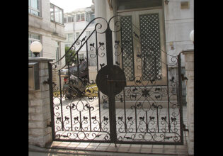 門扉,ロートアイアン,両開き,アイアン,おしゃれ,門扉,扉,アンティーク,大きい,鉄,アルミ,ロートアルミ