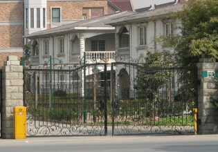 門扉,ロートアイアン,両開き,アイアン,おしゃれ,門扉,扉,アンティーク,大きい,鉄,アルミ,ロートアルミ