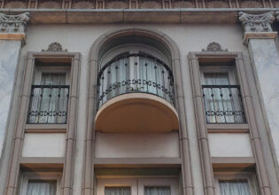 ロートアイアン,フェンス,アイアン,バルコニーフェンス,おしゃれ,輸入住宅,フォージマン,ベランダ,輸入建材