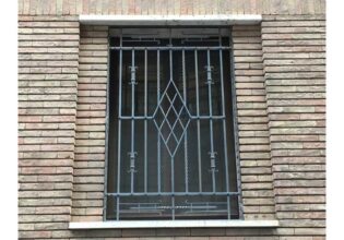 ロートアイアン,パネル,アイアン,玄関,面格子,輸入住宅,輸入建材,窓格子