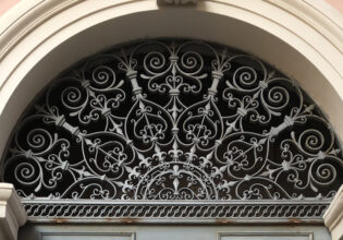 ロートアイアン,パネル,アイアン,玄関,面格子,輸入住宅,輸入建材,窓格子