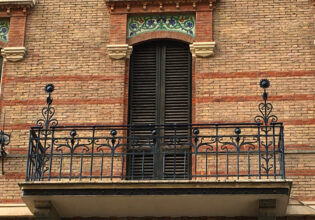 ロートアイアン,フェンス,アイアン,バルコニーフェンス,おしゃれ,輸入住宅,フォージマン,ベランダ,輸入建材,ひまわり