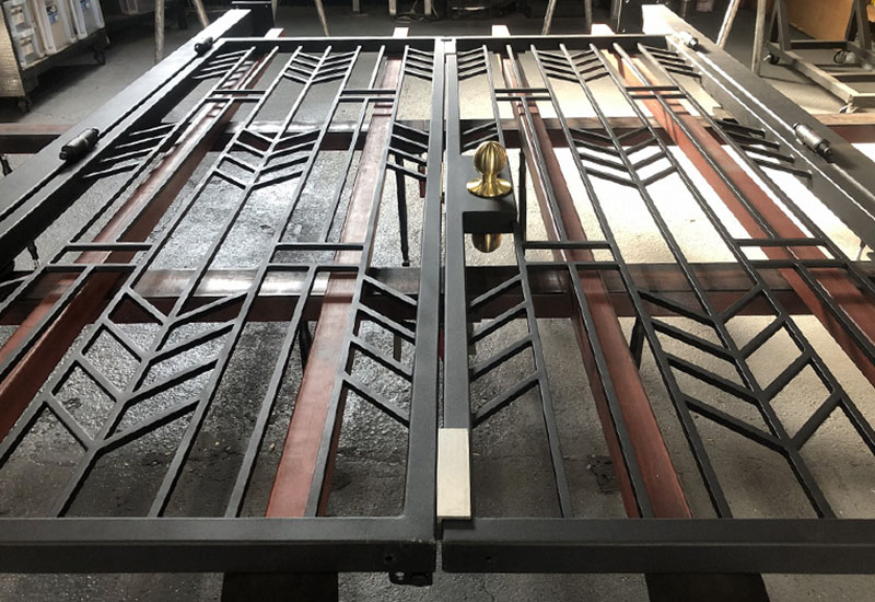 JPN-4230 | Wrought Iron Double Swing Gate