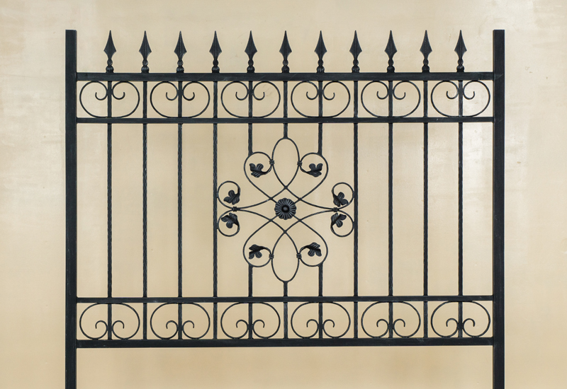 Wrought Aluminium Exterior Fence