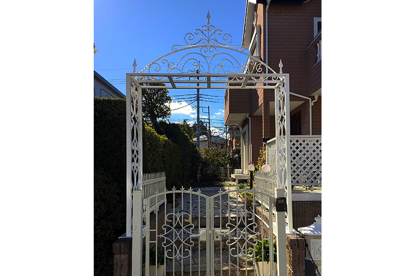 Wrought Aluminium Entrance Arch