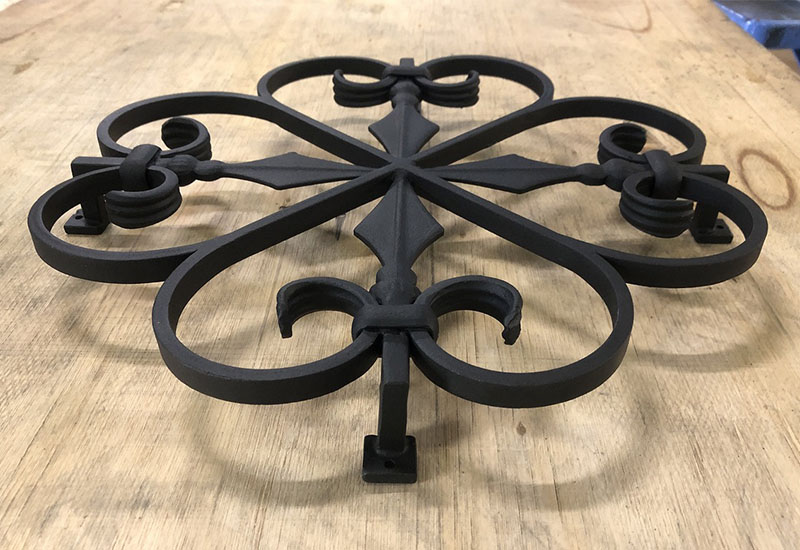 JPN-4165｜Wrought Iron Gable Decoration